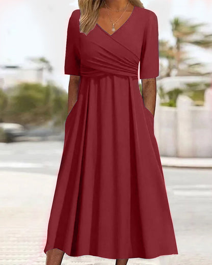 Pien | Elegant Crossover Dress with Short Sleeves
