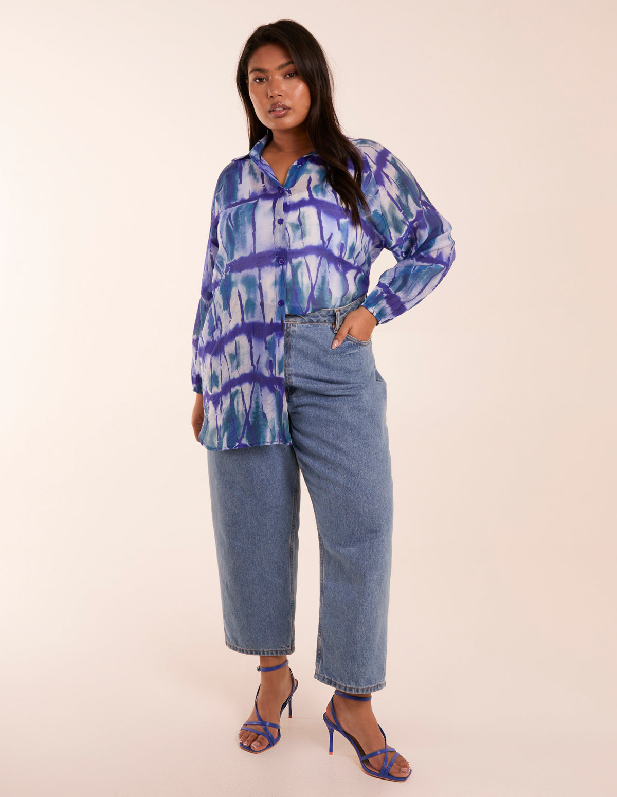 Curve Tie Dye Shirt