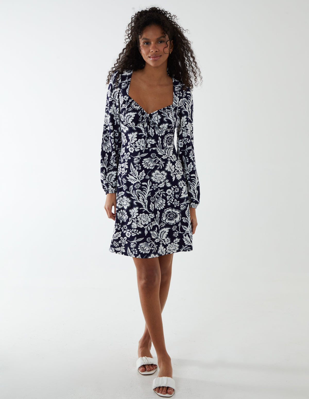 Elasticated Sweetheart Neck Mini Dress