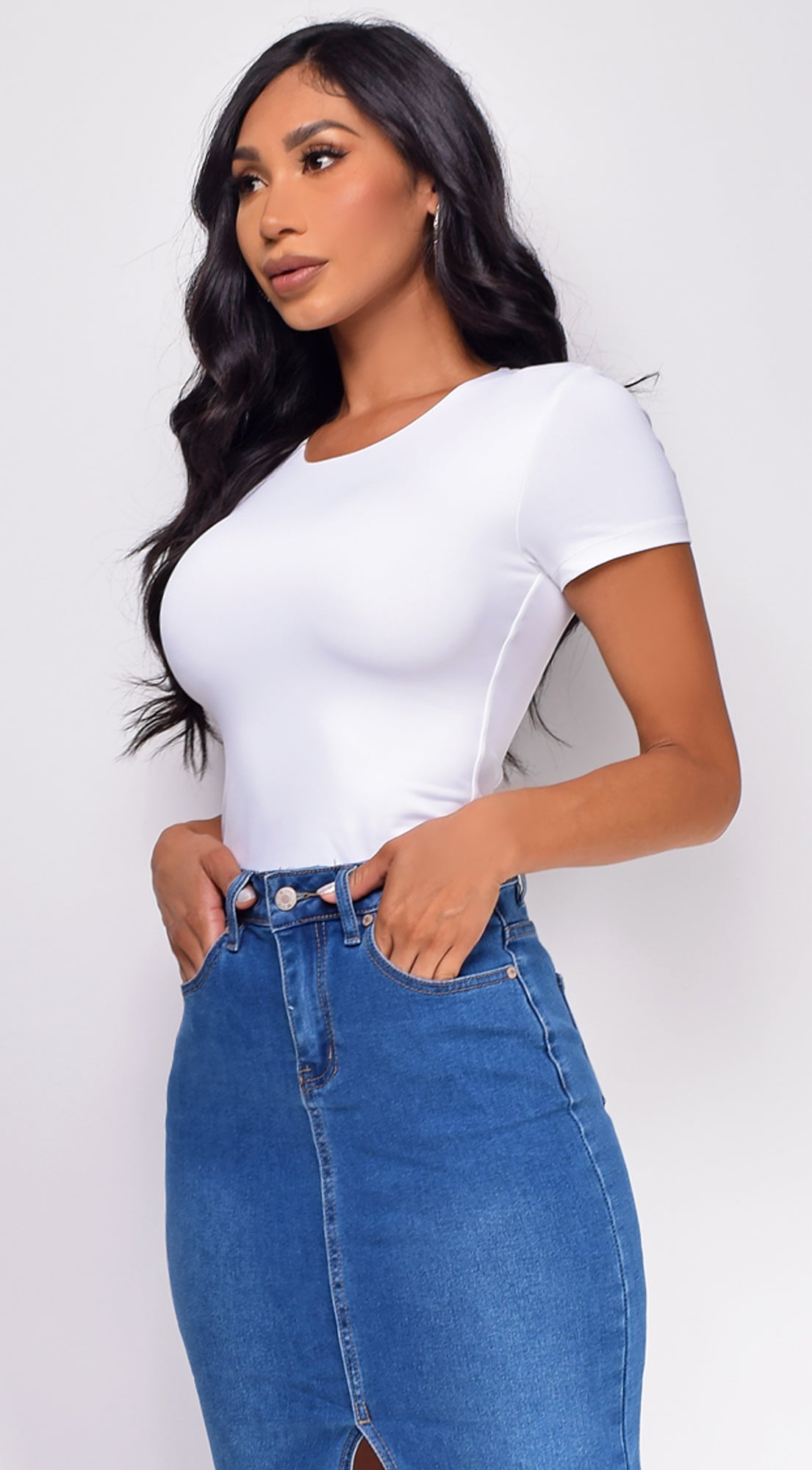 Riya Basic T-Shirt - White