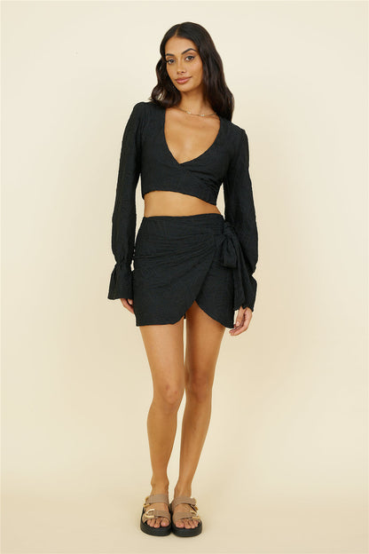 Holiday Feels Skirt Black