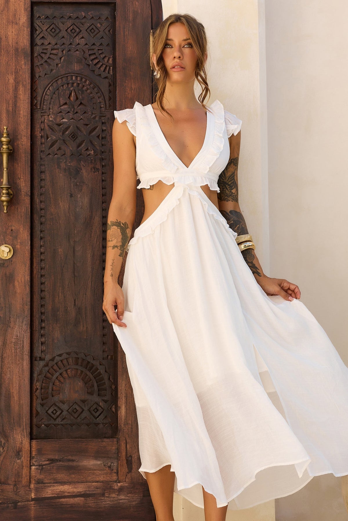 Gaining Ground Midi Dress - White