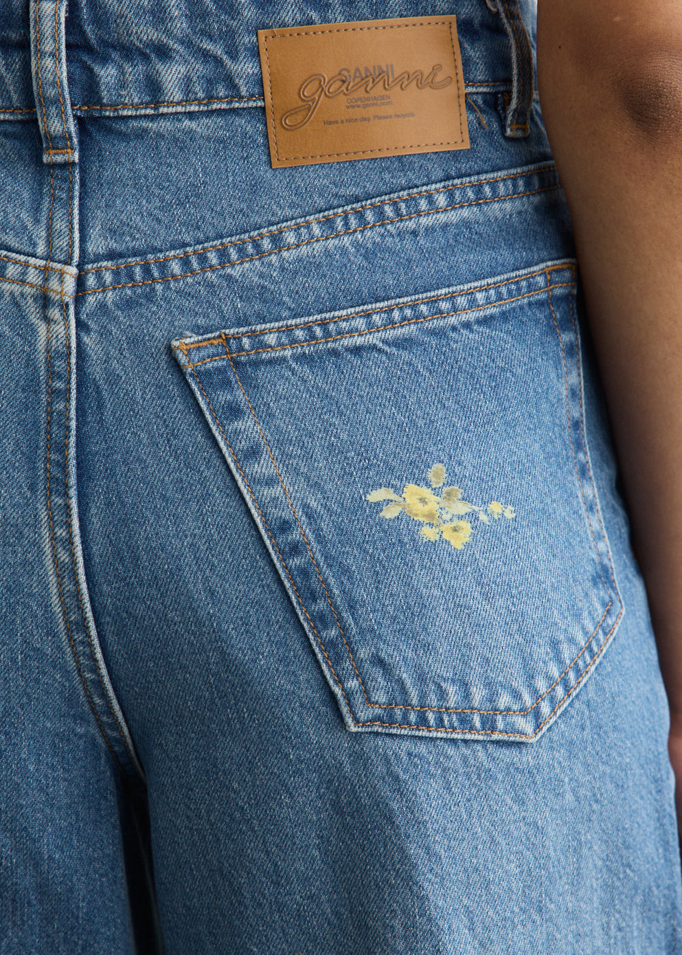 Printed Flower Denim Lari Jeans